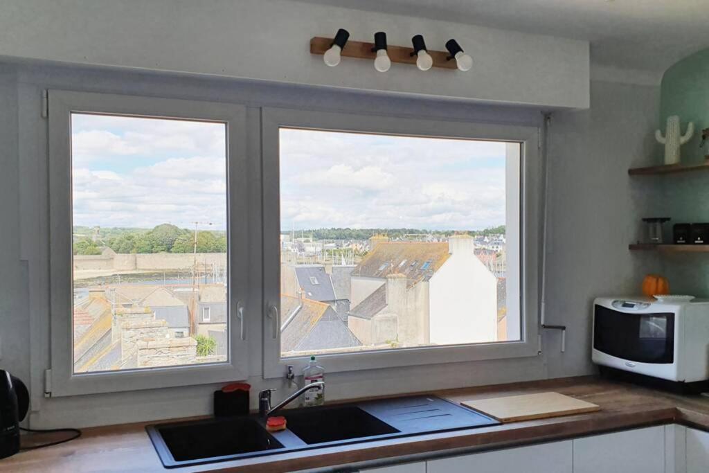 Le Phare De La Croix Pleine Vue Mer Centre Ville Concarneau Esterno foto